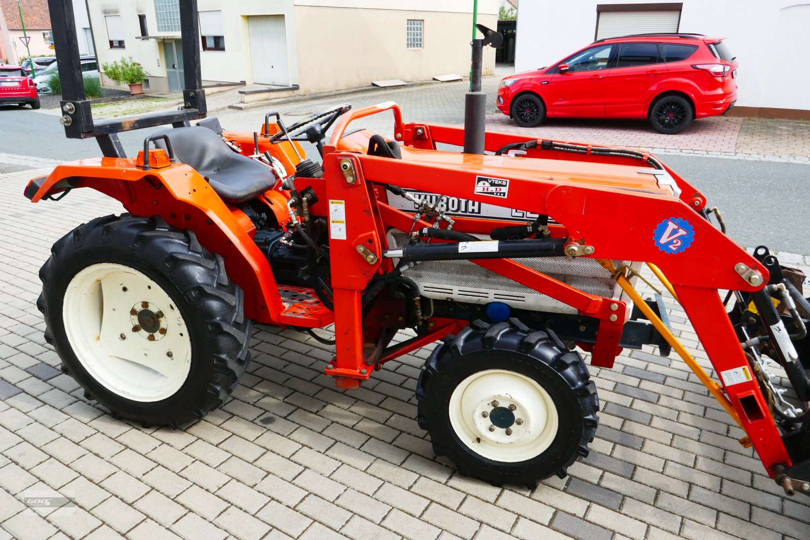 Traktor Türe ait Kubota L 2002 DT Allr. Erst 751 Std. Mit Ind-Lader und Klapp-Bügel. Sehr guter Zustand!!, Gebrauchtmaschine içinde Langenzenn (resim 5)