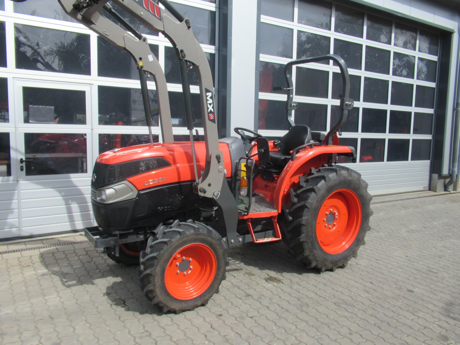 Traktor Türe ait Kubota L 2501 DW, Gebrauchtmaschine içinde Waischenfeld (resim 2)