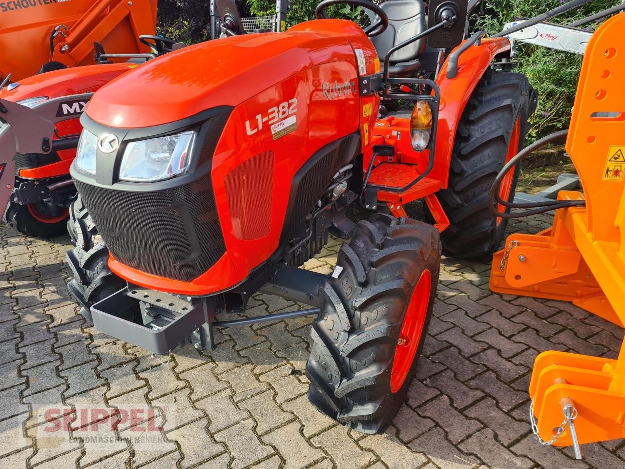 Traktor typu Kubota L1-382 DHW (HST), Neumaschine v Groß-Umstadt (Obrázok 2)