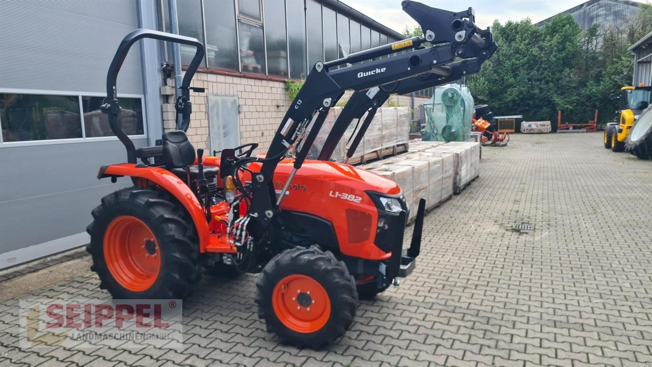 Traktor типа Kubota L1-382 DW EC + Quicke Lader C13, Neumaschine в Groß-Umstadt (Фотография 5)