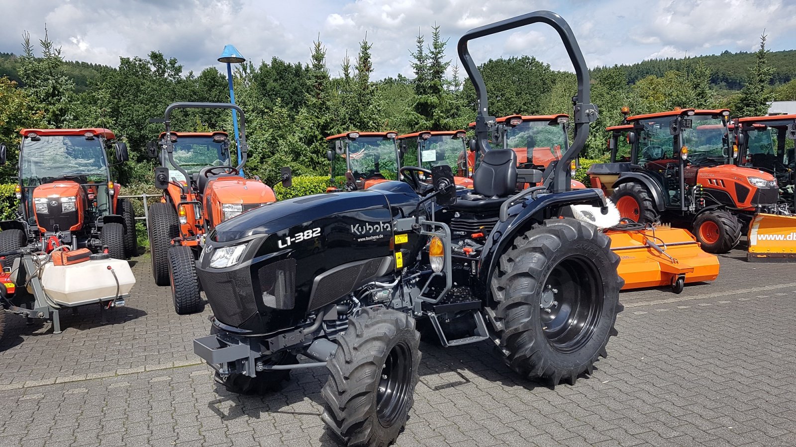 Traktor typu Kubota L1-382 Hydrostat-Sonderfarbe, Neumaschine v Olpe (Obrázok 3)