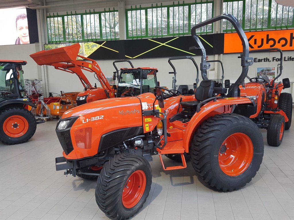 Traktor typu Kubota L1-382D ab 0,99%, Neumaschine v Olpe (Obrázok 2)