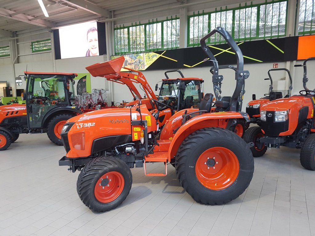 Traktor typu Kubota L1-382D ab 0,99%, Neumaschine v Olpe (Obrázek 4)