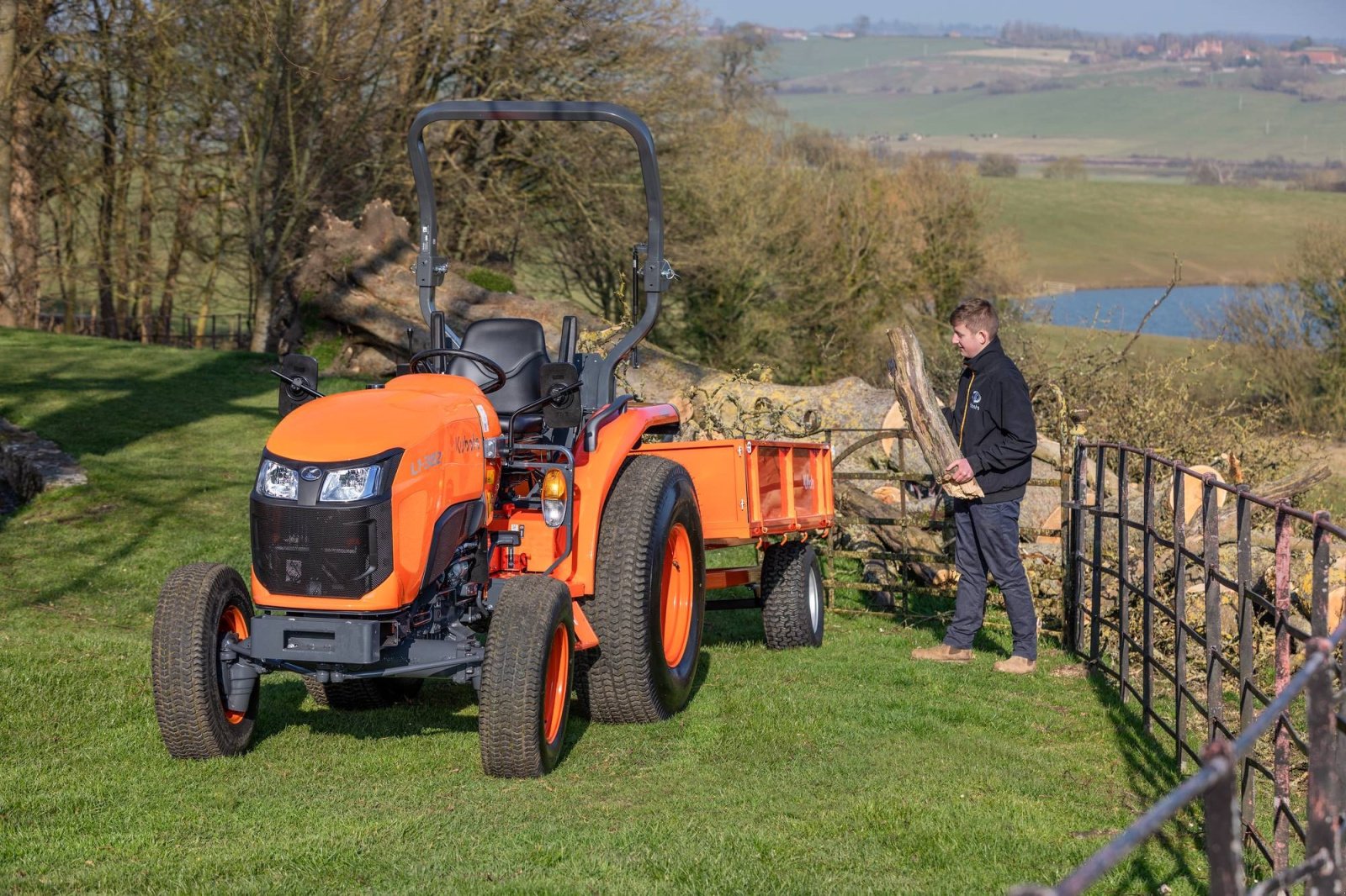 Traktor от тип Kubota L1-382D, Neumaschine в Olpe (Снимка 4)