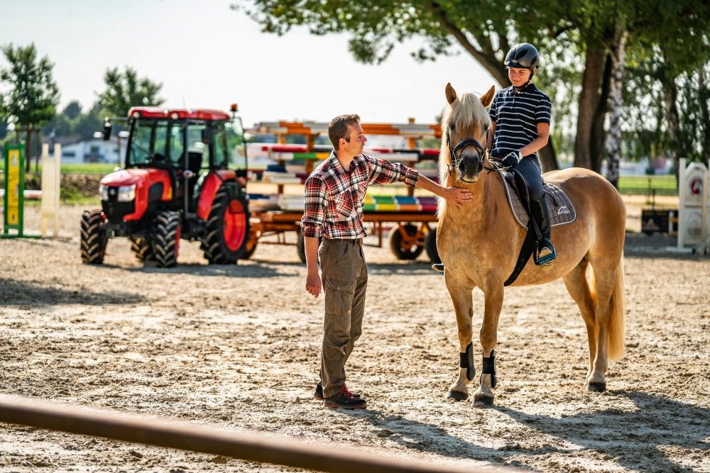 Traktor van het type Kubota L1-522 Aktion ab 0,0%, Neumaschine in Olpe (Foto 5)