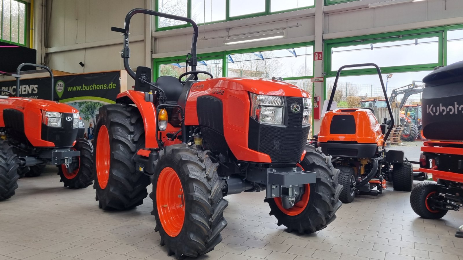 Traktor of the type Kubota L1-522 ROPS ab 0,99%, Neumaschine in Olpe (Picture 1)