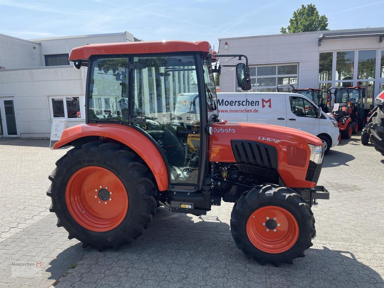 Traktor of the type Kubota L1-522DC, Neumaschine in Tönisvorst (Picture 5)