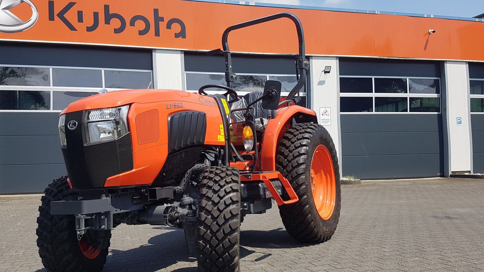 Traktor des Typs Kubota L1-552 ROPS, Neumaschine in Olpe (Bild 4)