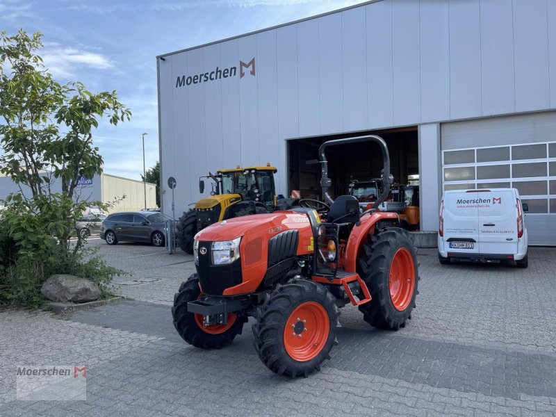 Traktor типа Kubota L1-552HR, Neumaschine в Tönisvorst (Фотография 1)