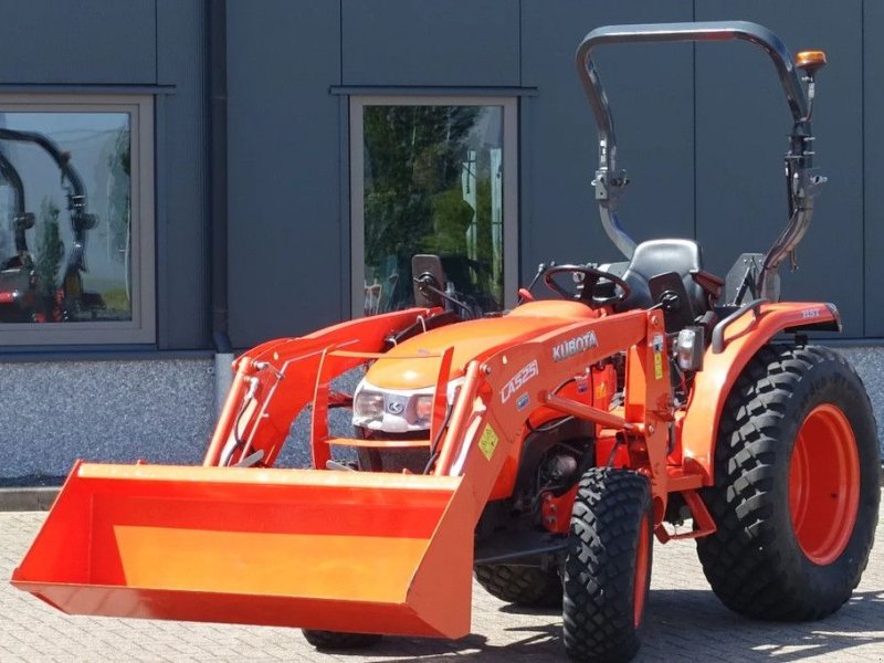 Traktor tip Kubota L1361 4wd HST / 00439 Draaiuren / Margetrekker, Gebrauchtmaschine in Swifterband