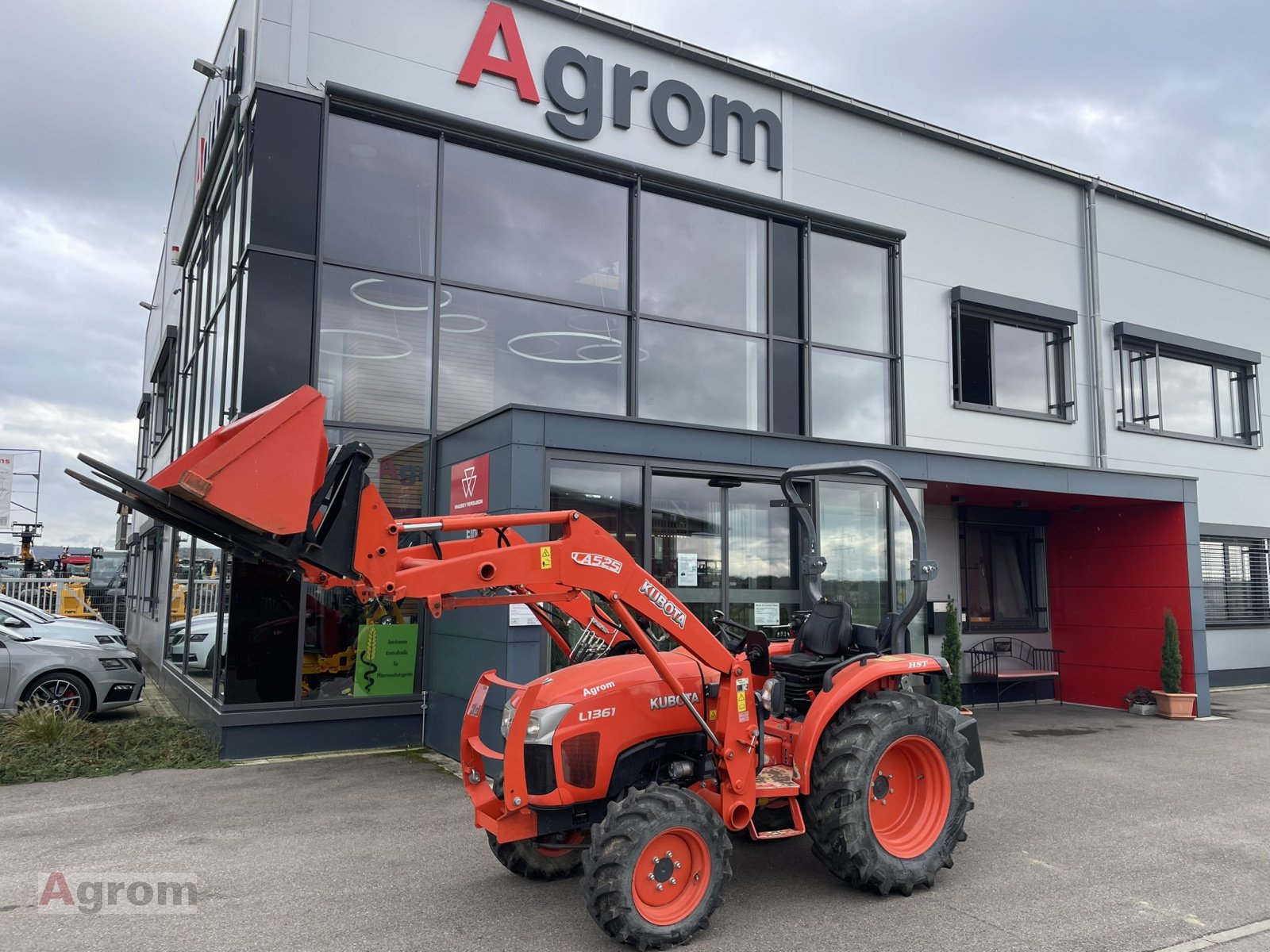 Traktor typu Kubota L1361, Gebrauchtmaschine w Meißenheim-Kürzell (Zdjęcie 1)