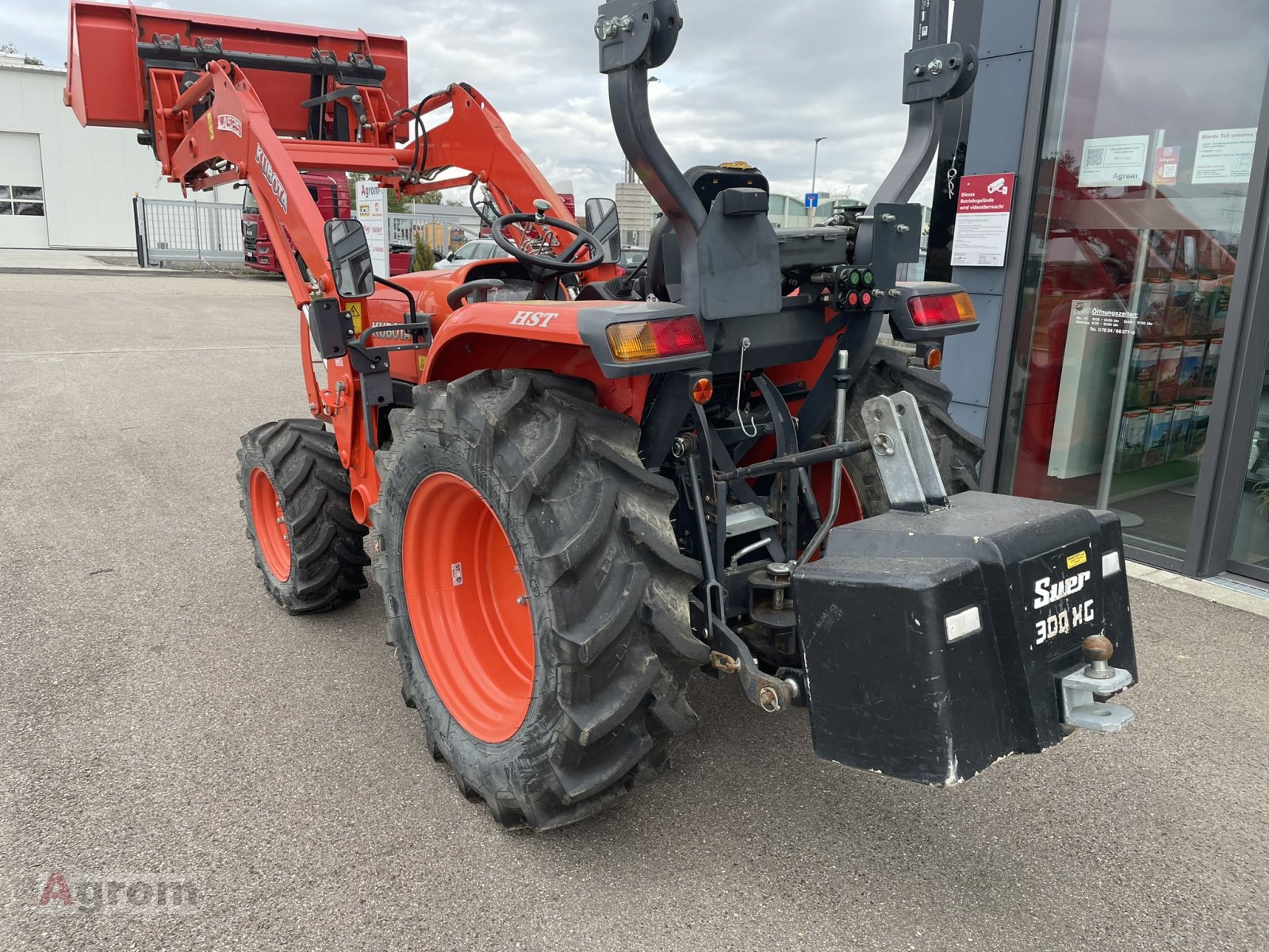 Traktor des Typs Kubota L1361, Gebrauchtmaschine in Meißenheim-Kürzell (Bild 5)