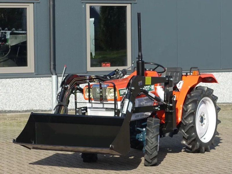 Traktor del tipo Kubota L1802 4wd / 0725 Draaiuren / Voorlader, Gebrauchtmaschine In Swifterband