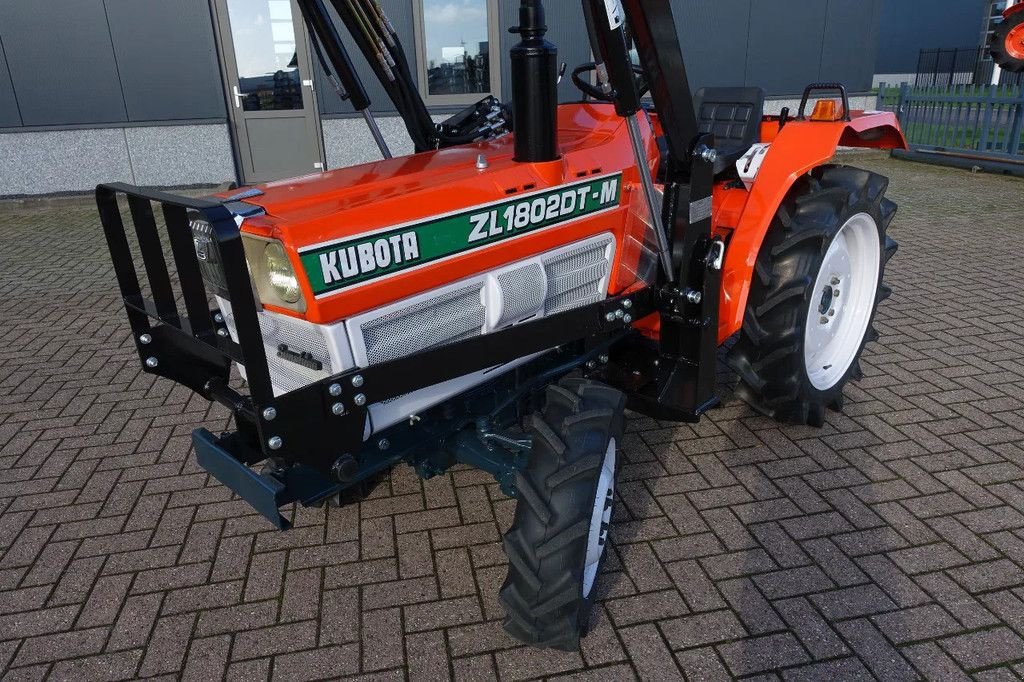 Traktor Türe ait Kubota L1802 4wd / 0725 Draaiuren / Voorlader, Gebrauchtmaschine içinde Swifterband (resim 4)