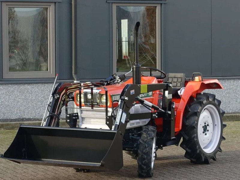 Traktor of the type Kubota L1802DT 4wd / 1082 Draaiuren / Voorlader, Gebrauchtmaschine in Swifterband (Picture 1)