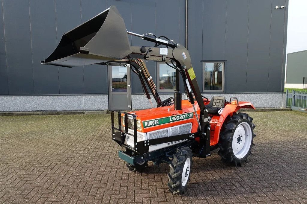 Traktor del tipo Kubota L1802DT 4wd / 1082 Draaiuren / Voorlader, Gebrauchtmaschine en Swifterband (Imagen 3)