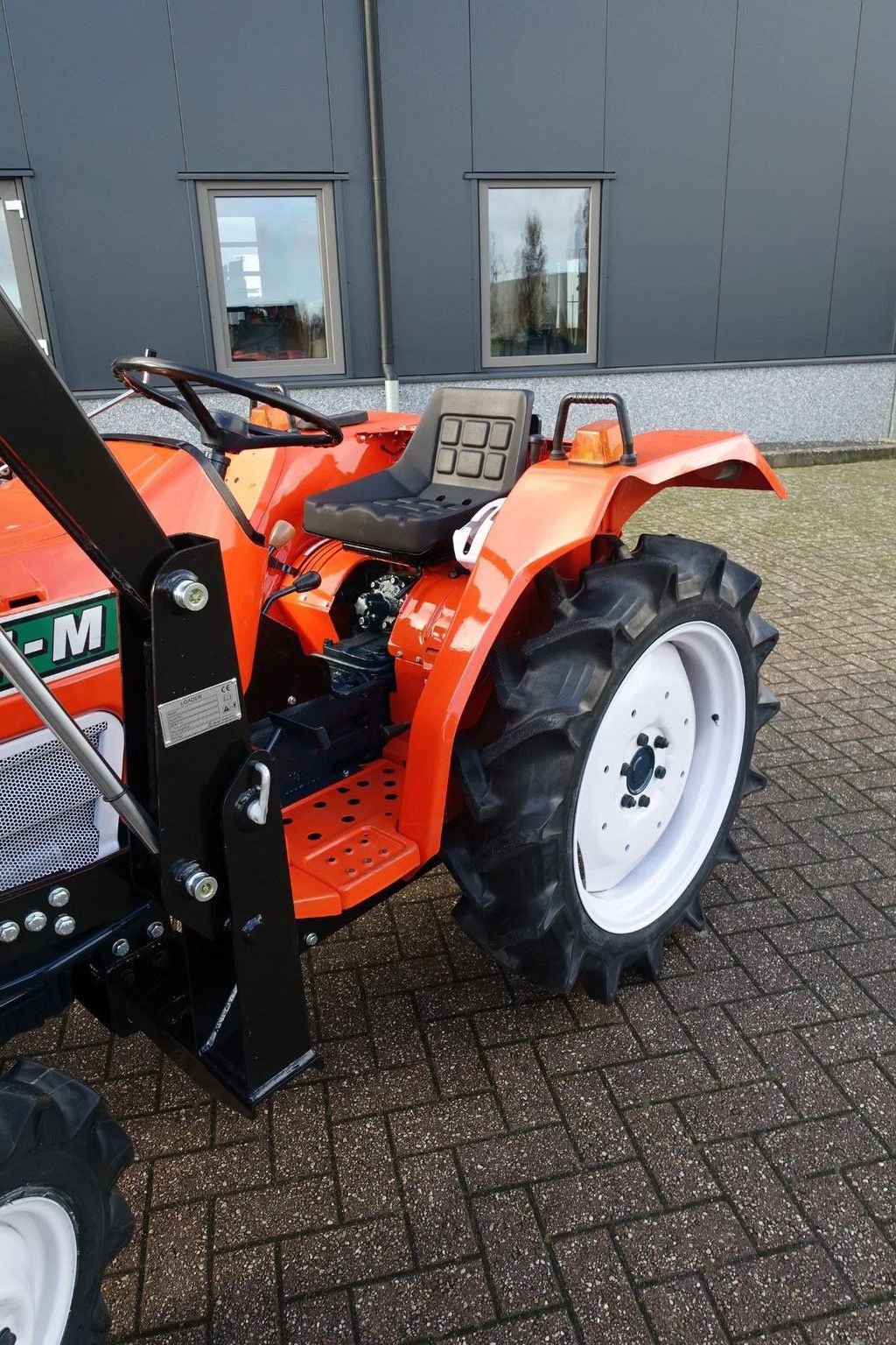 Traktor del tipo Kubota L1802DT 4wd / 1082 Draaiuren / Voorlader, Gebrauchtmaschine en Swifterband (Imagen 8)