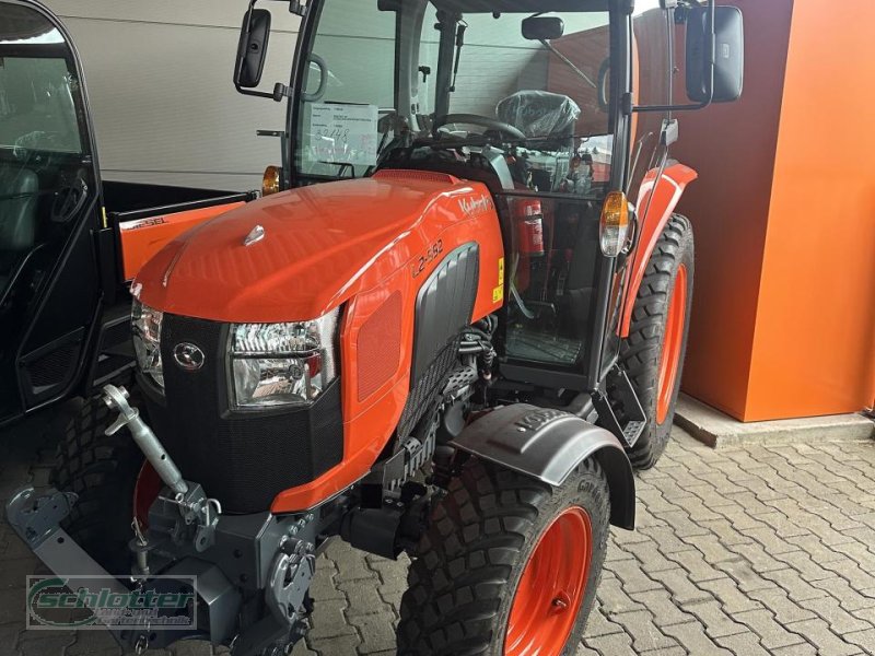 Traktor of the type Kubota L2-552DHC Winter FZ, Neumaschine in Idstein-Wörsdorf (Picture 1)