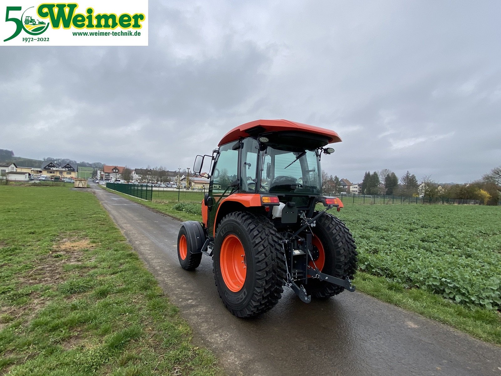 Traktor of the type Kubota L2-622 H CAB, Neumaschine in Lollar, Ruttershausen (Picture 9)