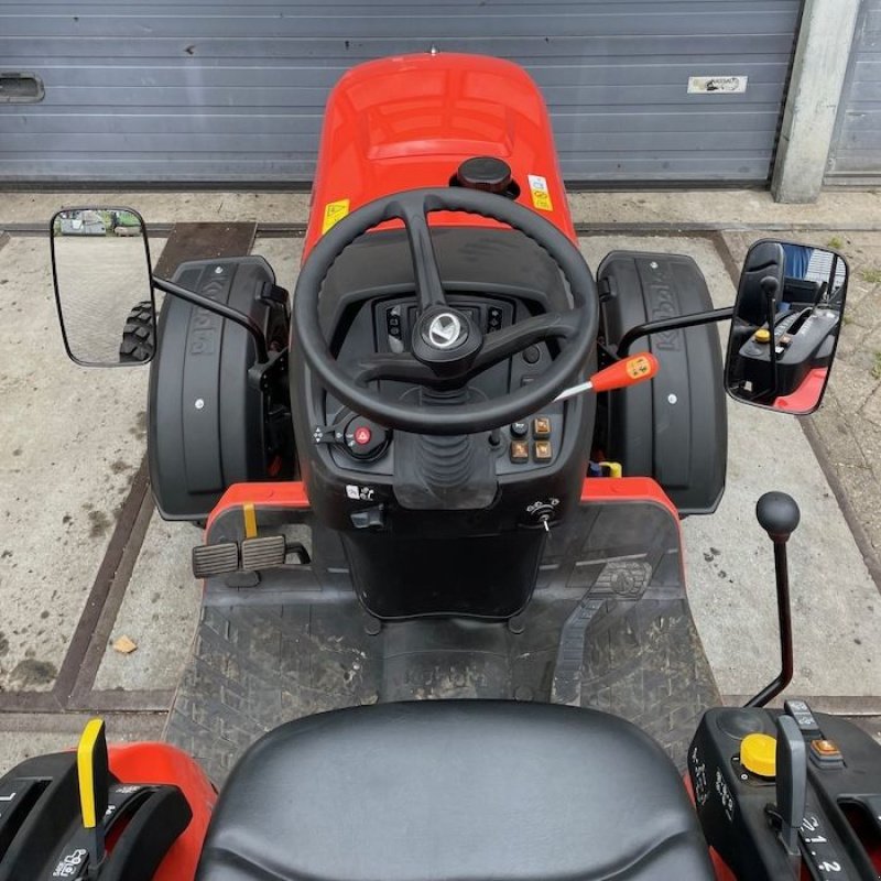 Traktor van het type Kubota LX 401, Neumaschine in IJsselstein (Foto 2)