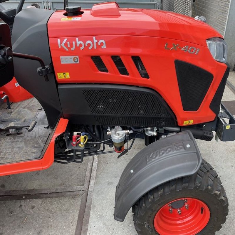 Traktor van het type Kubota LX 401, Neumaschine in IJsselstein (Foto 3)