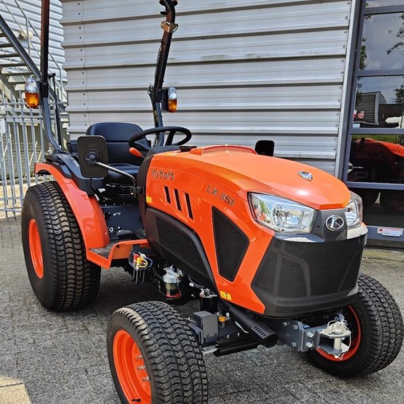 Traktor του τύπου Kubota LX351, Neumaschine σε IJsselstein (Φωτογραφία 2)