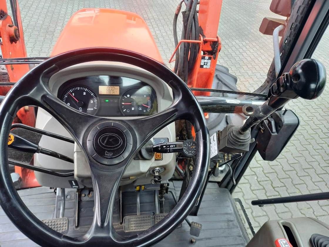 Traktor typu Kubota M-108-S, Gebrauchtmaschine w Boxtel (Zdjęcie 4)