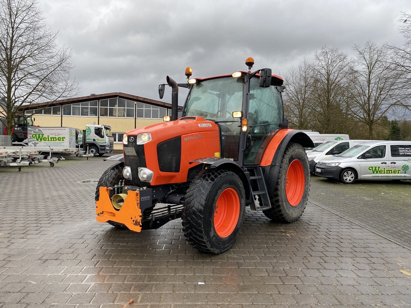 Traktor des Typs Kubota M 110 GX II, Gebrauchtmaschine in Lollar, Ruttershausen (Bild 1)