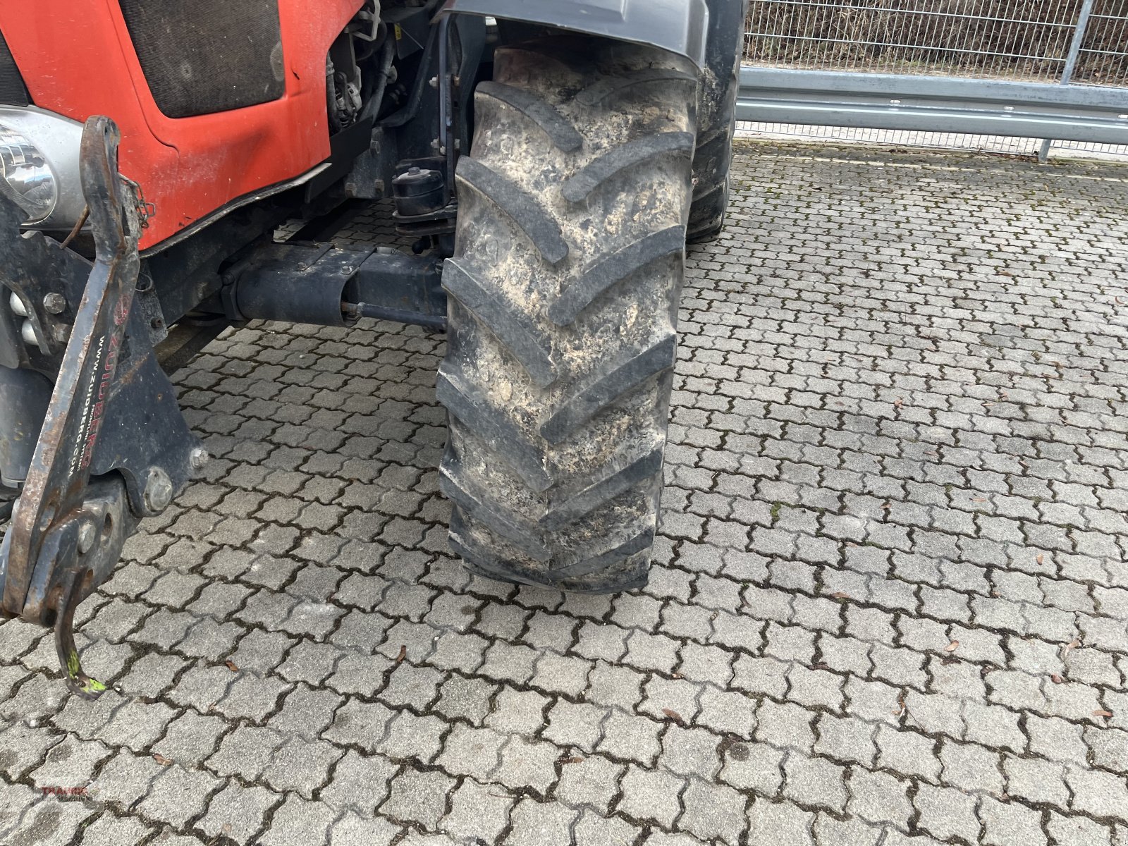 Traktor des Typs Kubota M 110 GX, Gebrauchtmaschine in Mainburg/Wambach (Bild 13)