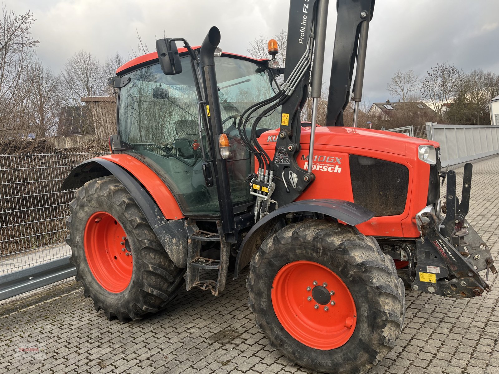 Traktor des Typs Kubota M 110 GX, Gebrauchtmaschine in Mainburg/Wambach (Bild 16)