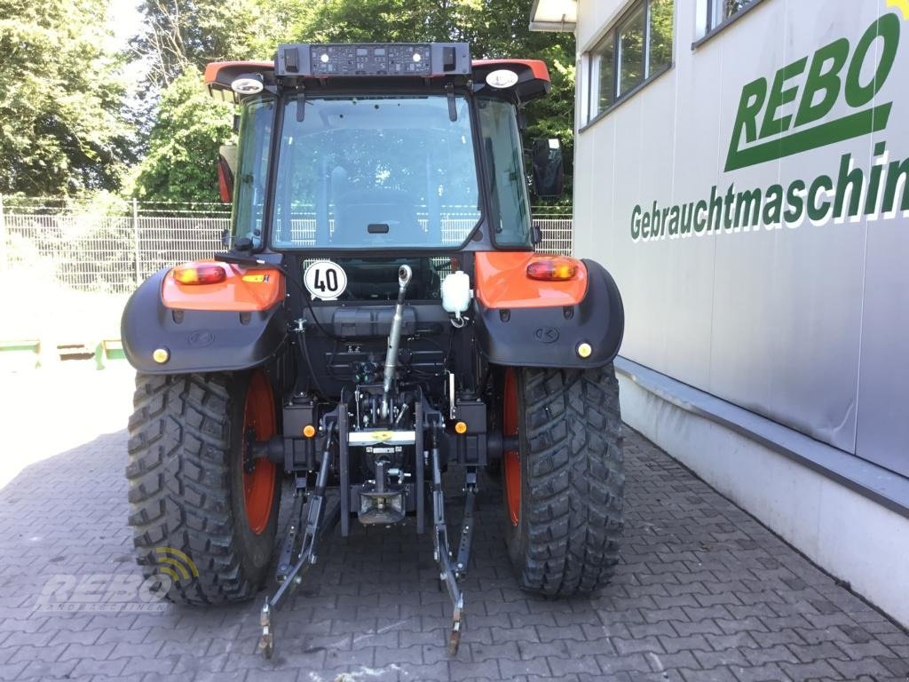 Traktor van het type Kubota M 4062 HYDRAULIC SHUTTLE, Gebrauchtmaschine in Neuenkirchen-Vörden (Foto 5)