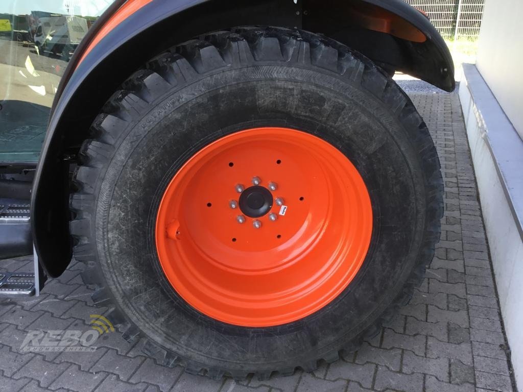 Traktor van het type Kubota M 4062 HYDRAULIC SHUTTLE, Gebrauchtmaschine in Neuenkirchen-Vörden (Foto 16)