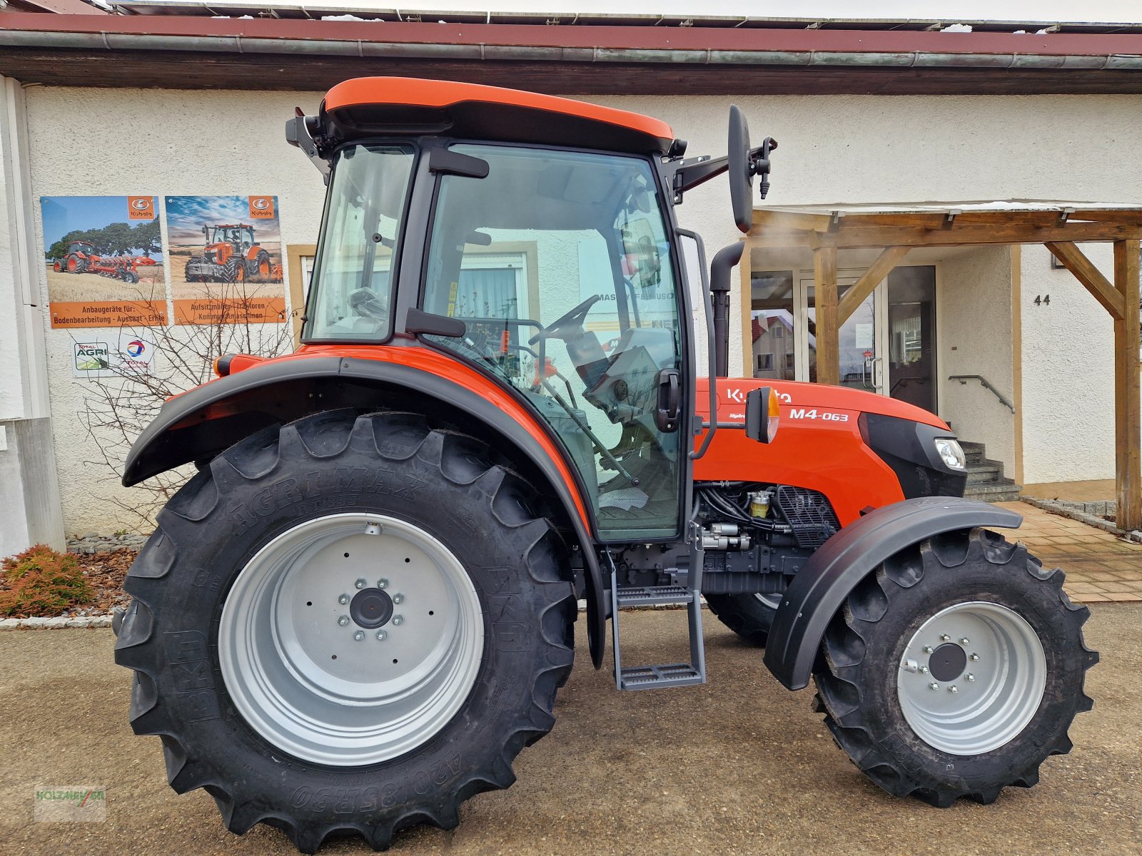 Traktor typu Kubota M 4063, Neumaschine v Gunzenhausen (Obrázok 2)