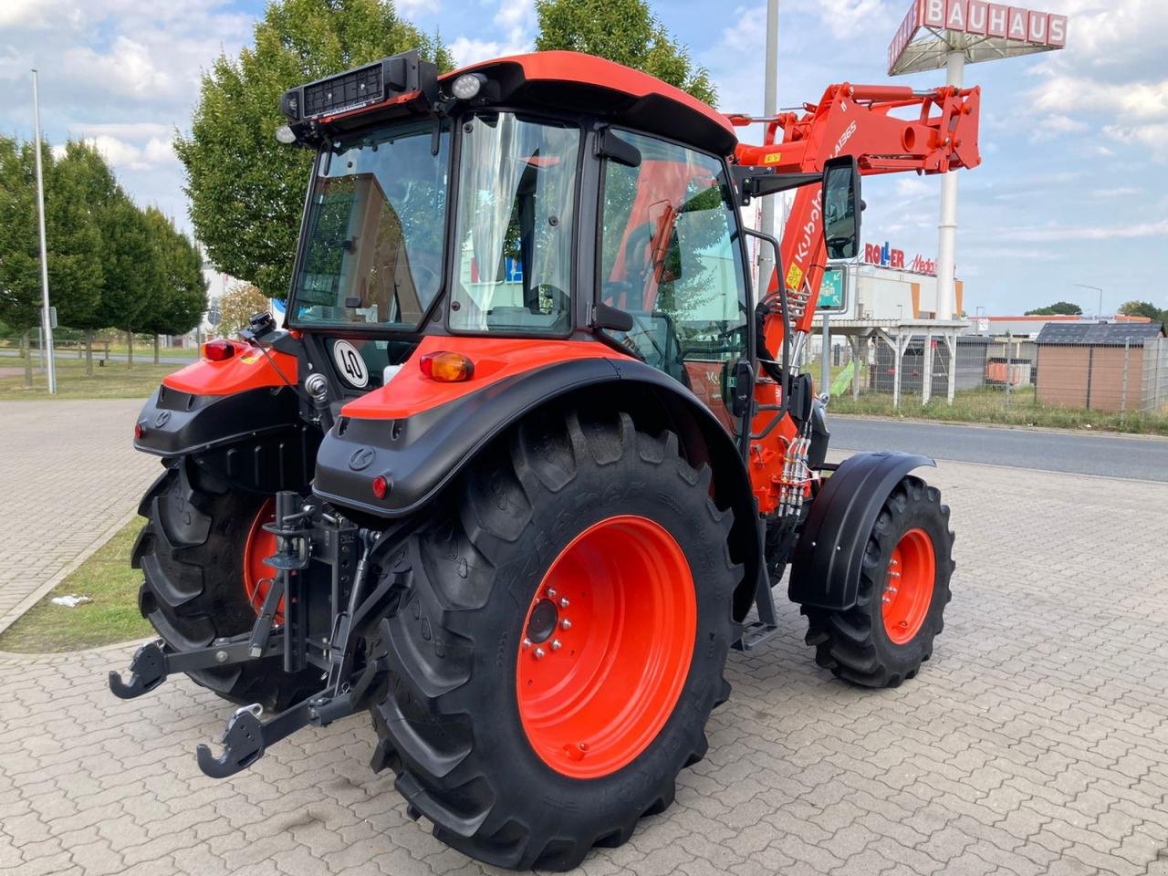 Traktor Türe ait Kubota M 4073, Gebrauchtmaschine içinde Stuhr (resim 5)