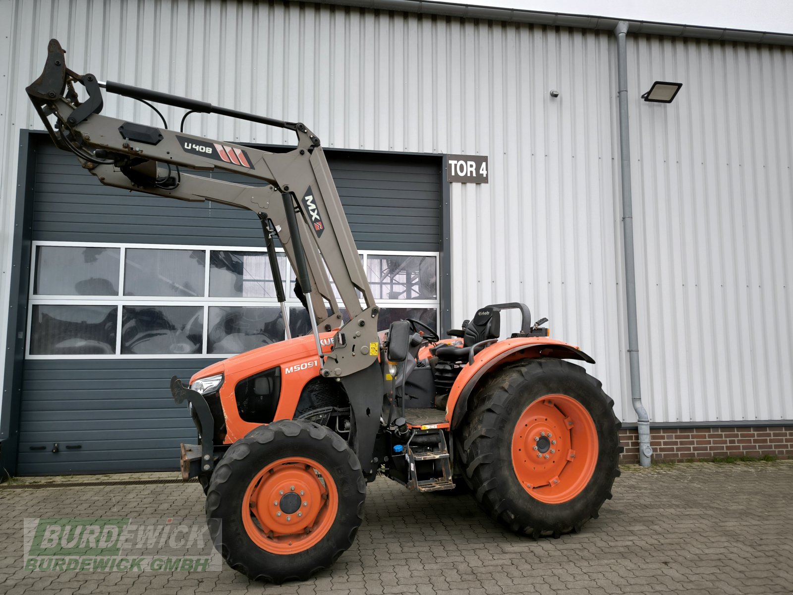 Traktor typu Kubota M 5091 Rops, Gebrauchtmaschine w Lamstedt (Zdjęcie 2)