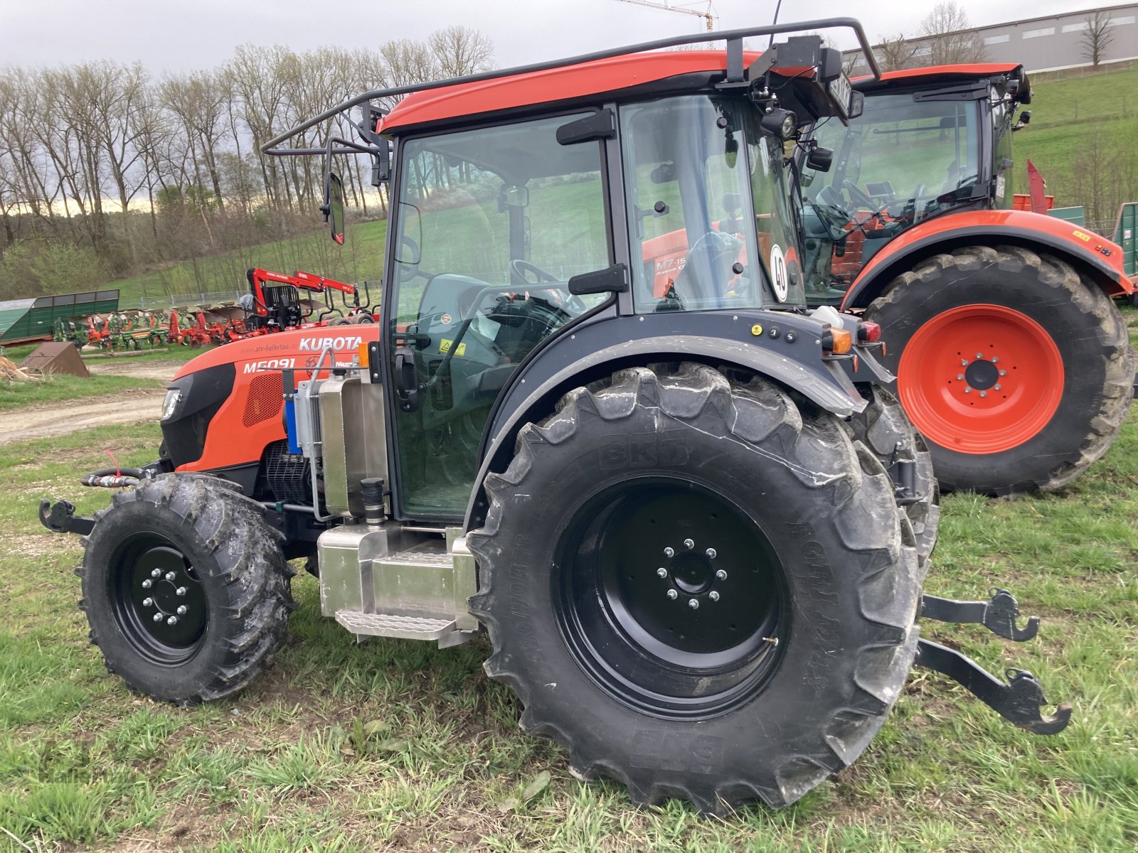 Traktor del tipo Kubota M 5091N Hopfen, Neumaschine en Schweitenkirchen (Imagen 10)