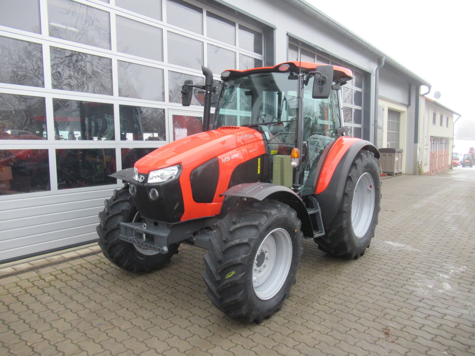 Traktor van het type Kubota M 5092, Neumaschine in Waischenfeld (Foto 1)