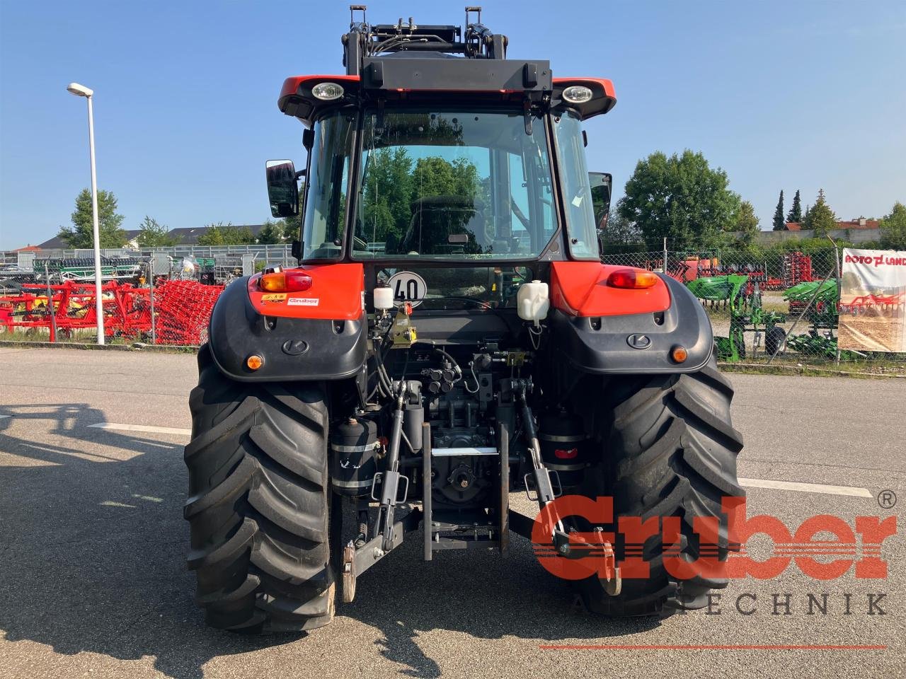 Traktor van het type Kubota M 5111, Gebrauchtmaschine in Ampfing (Foto 7)