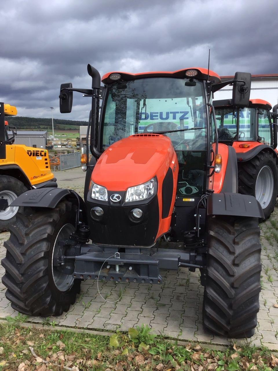 Traktor del tipo Kubota M 5112 HQ36 GE KABINE, Neumaschine en Burgbernheim (Imagen 2)