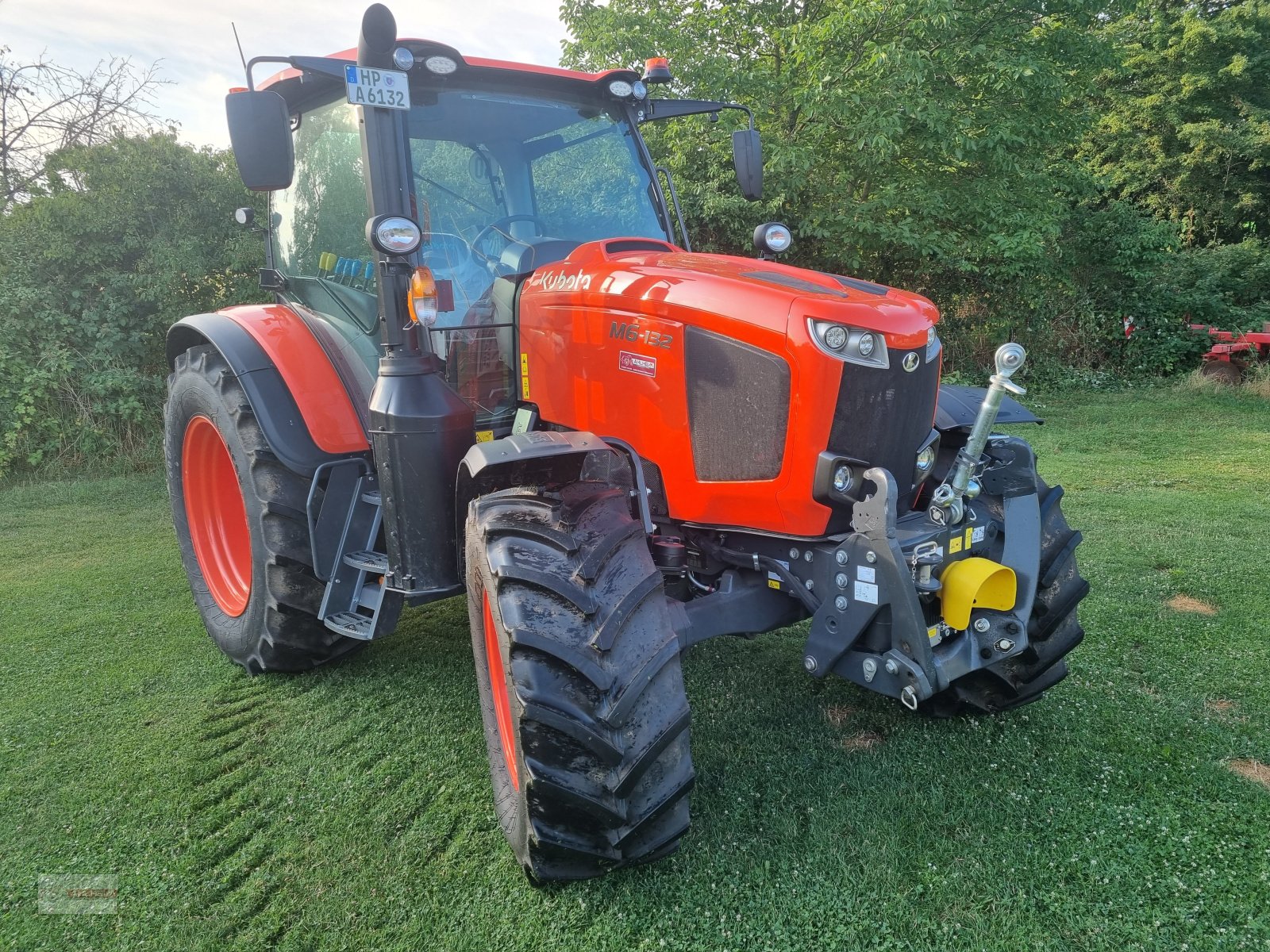 Traktor Türe ait Kubota M 6-132, Gebrauchtmaschine içinde Bensheim - Schwanheim (resim 1)