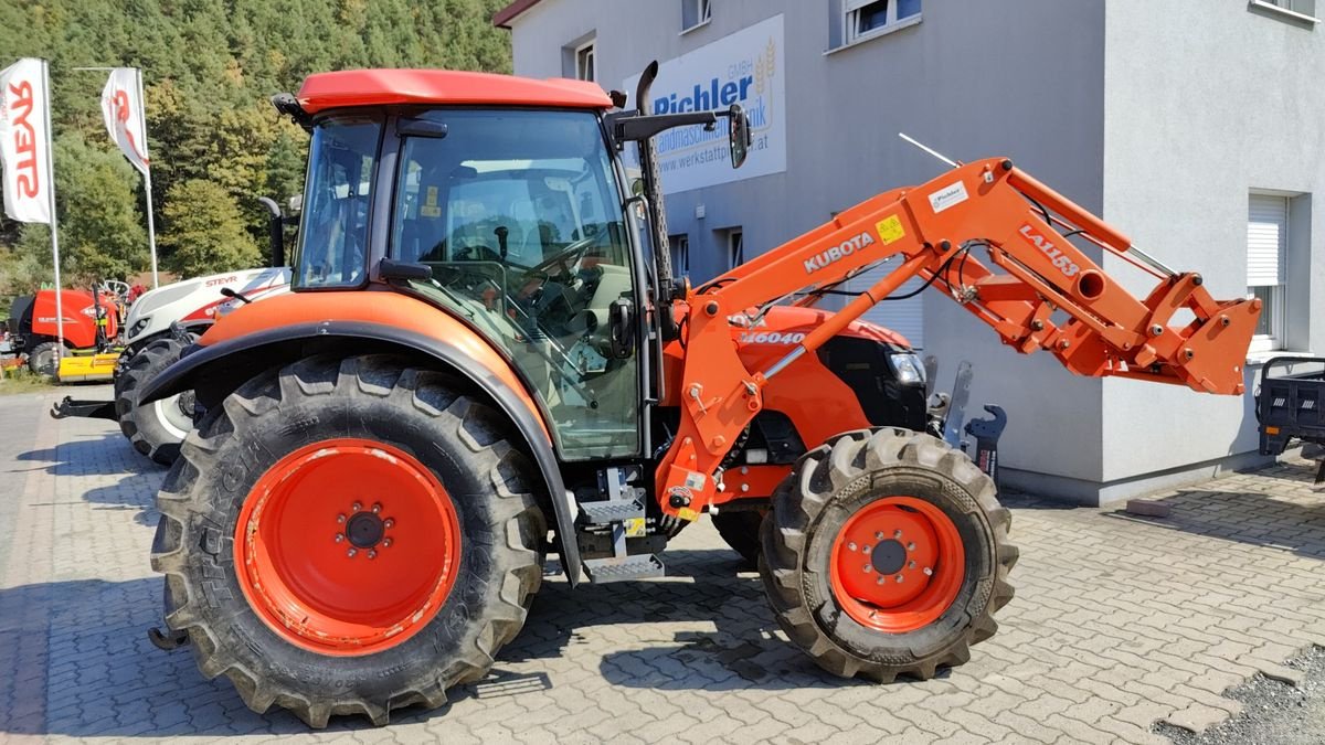 Traktor van het type Kubota M 6040 DTHQ, Gebrauchtmaschine in Kirchschlag (Foto 5)