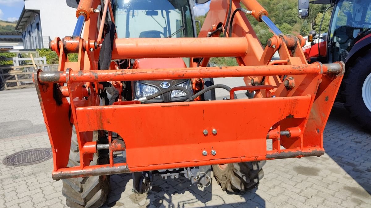 Traktor van het type Kubota M 6040 DTHQ, Gebrauchtmaschine in Kirchschlag (Foto 8)