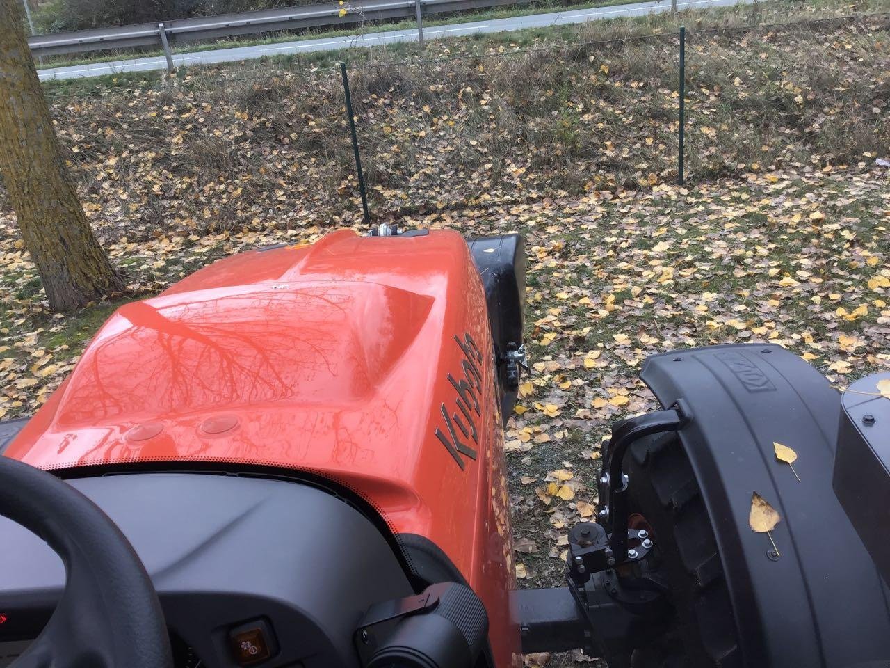 Traktor tipa Kubota M 6142, Neumaschine u Burgbernheim (Slika 16)