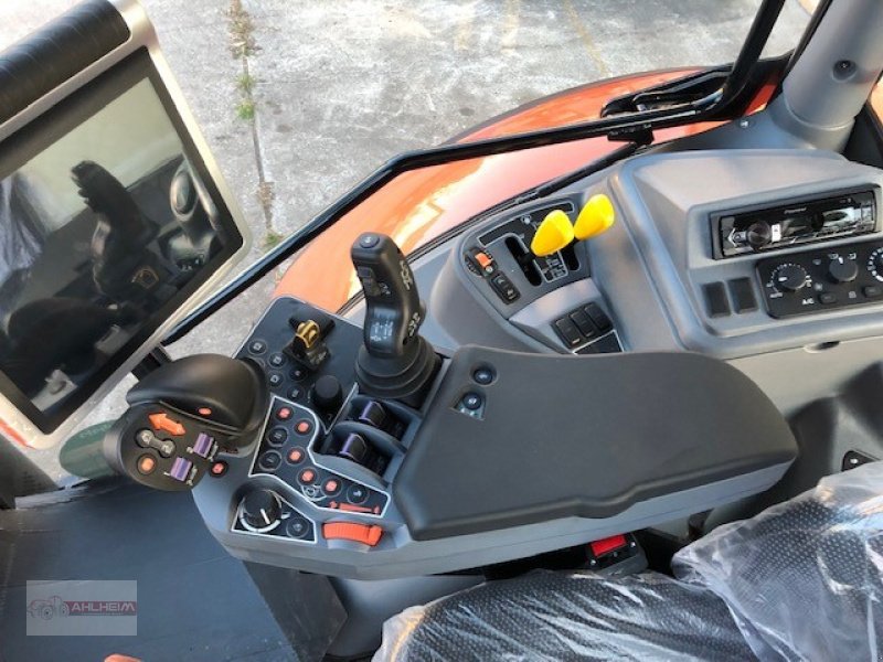 Traktor typu Kubota M 7-153 KVT Premium, Gebrauchtmaschine w Bensheim - Schwanheim (Zdjęcie 6)