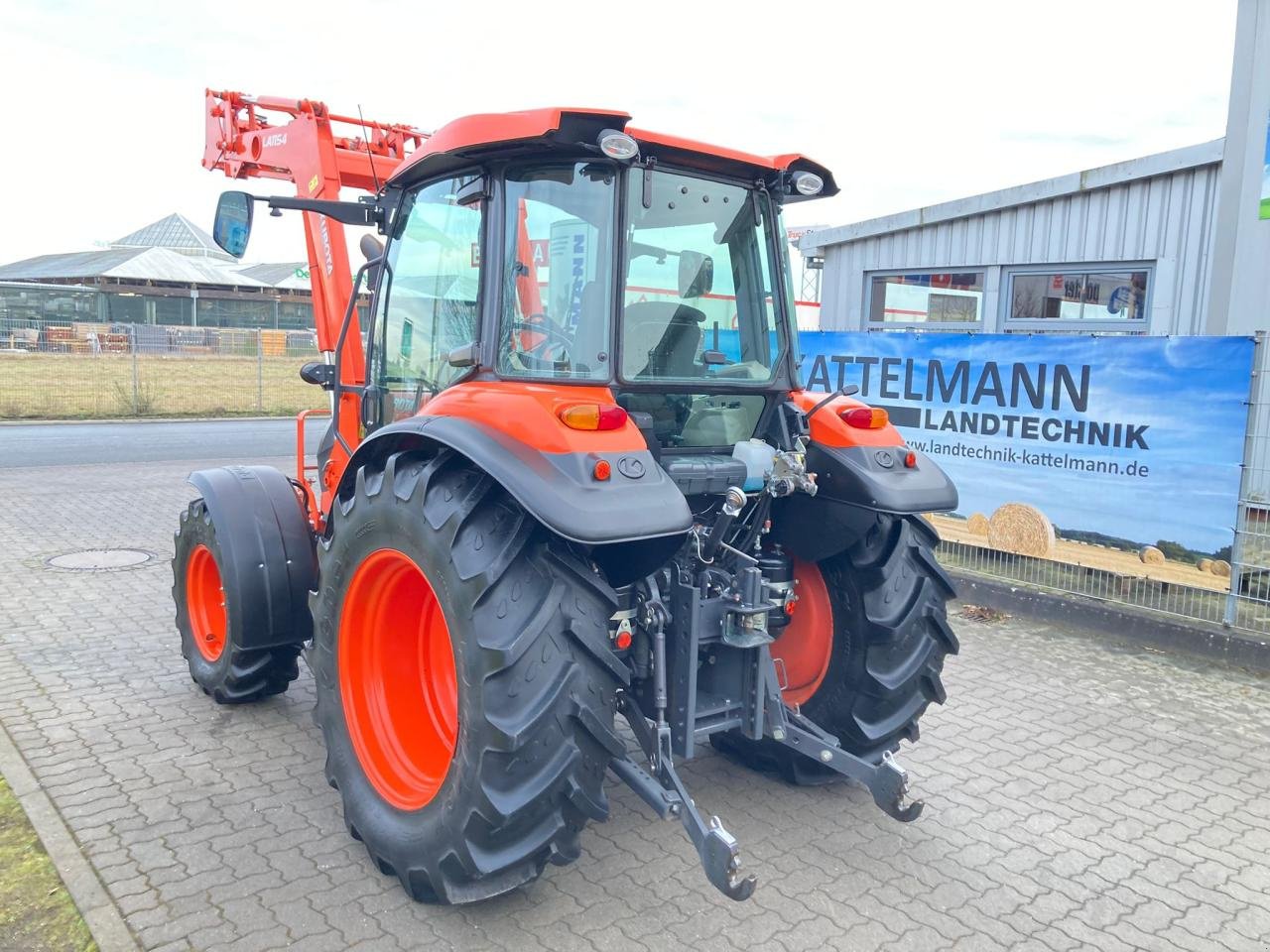 Traktor del tipo Kubota M 7060 mit Klima+Druckluft, Gebrauchtmaschine en Stuhr (Imagen 4)