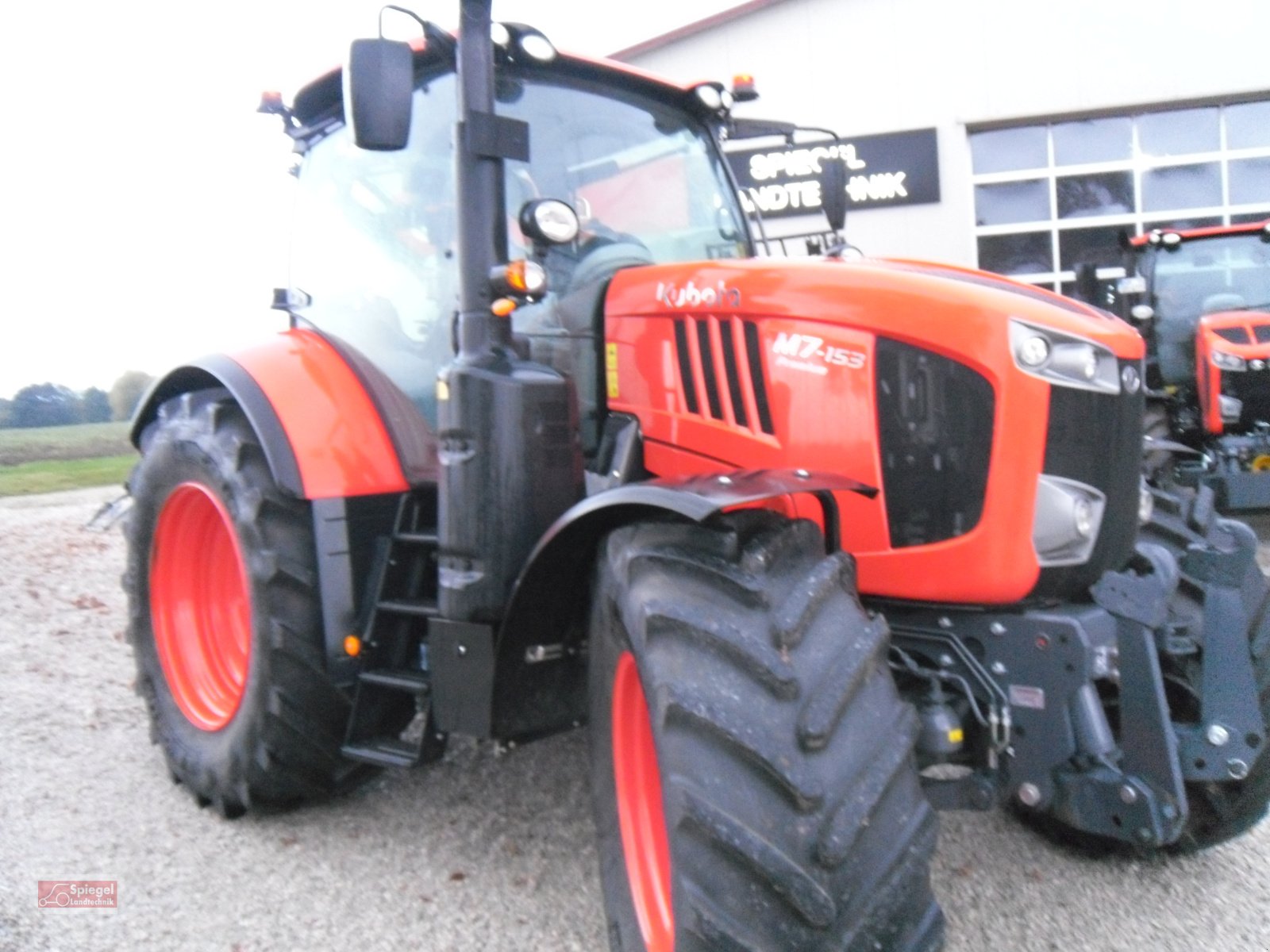 Traktor Türe ait Kubota M 7153, Gebrauchtmaschine içinde Freystadt (resim 2)