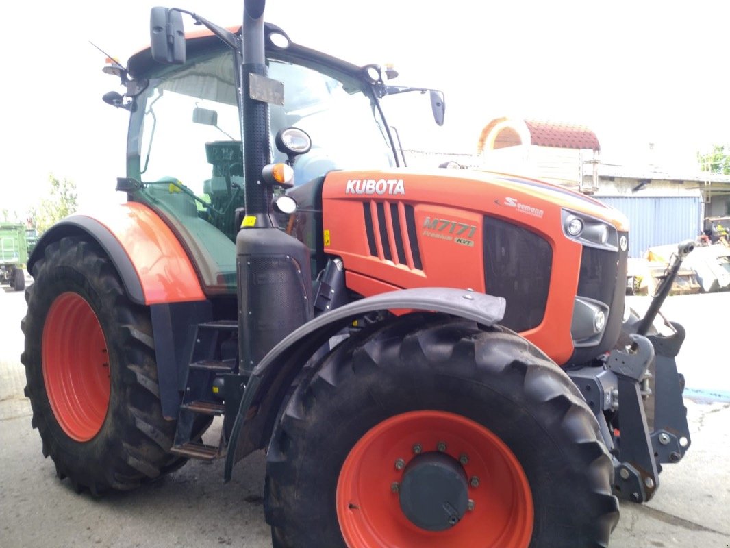 Traktor typu Kubota M 7171 Premium KVT, Gebrauchtmaschine v Liebenwalde (Obrázek 4)