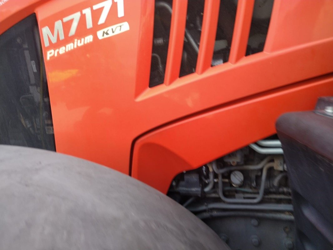 Traktor typu Kubota M 7171 Premium KVT, Gebrauchtmaschine v Liebenwalde (Obrázok 5)