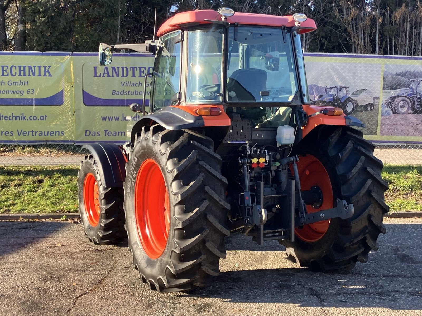 Traktor του τύπου Kubota M 8540, Gebrauchtmaschine σε Villach (Φωτογραφία 3)