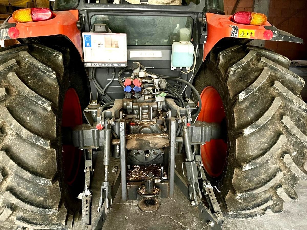 Traktor des Typs Kubota M 8560 DTH, Gebrauchtmaschine in Wallern (Bild 5)